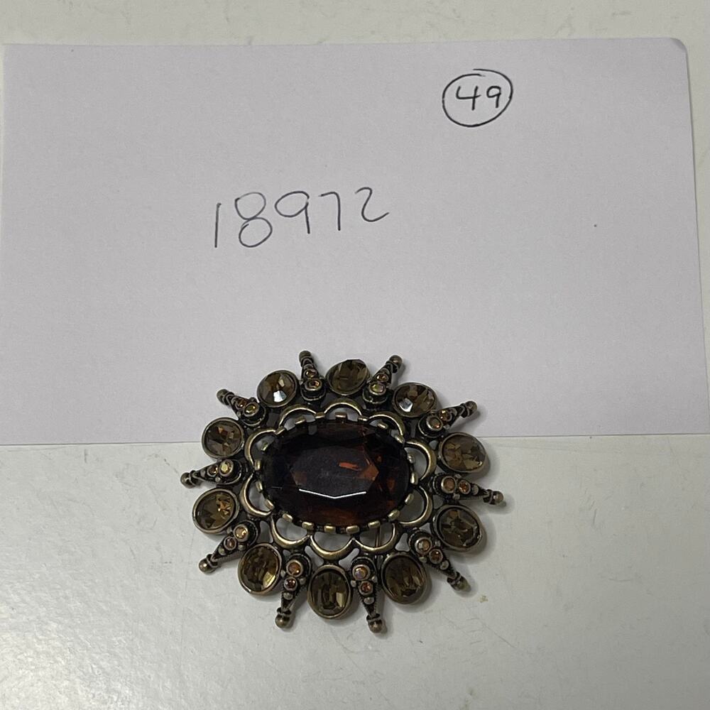 Chico's pin brooch burnished gold tone amber colored signed costume jewelry - Picture 10 of 10